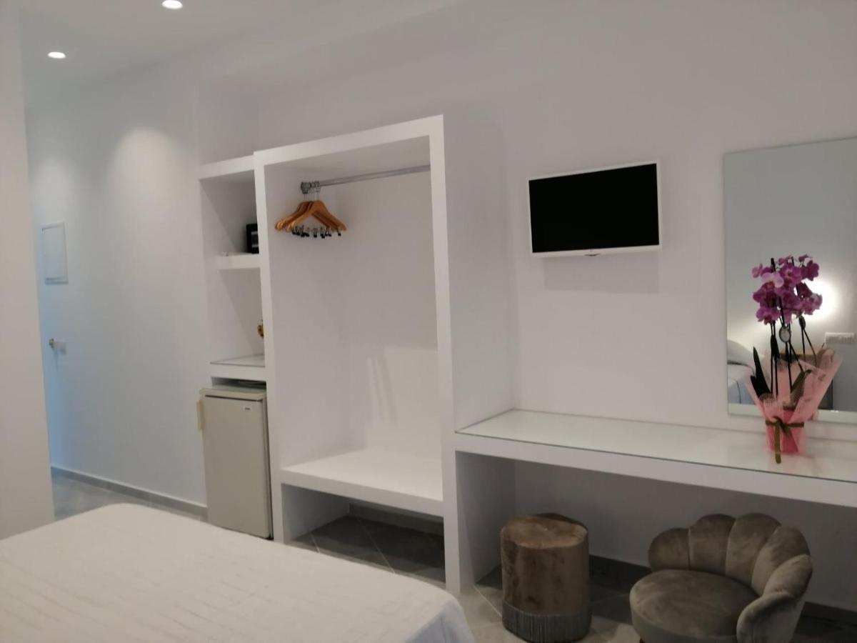 Doukissa Hotel Parikia  Luaran gambar